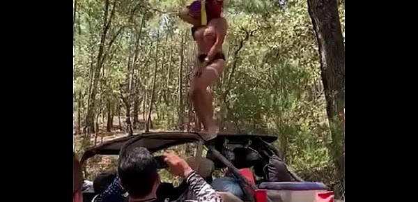  Chicas bailando streaptease Culiacan Sinaloa Montañas Cosalazo Jeeps Razors